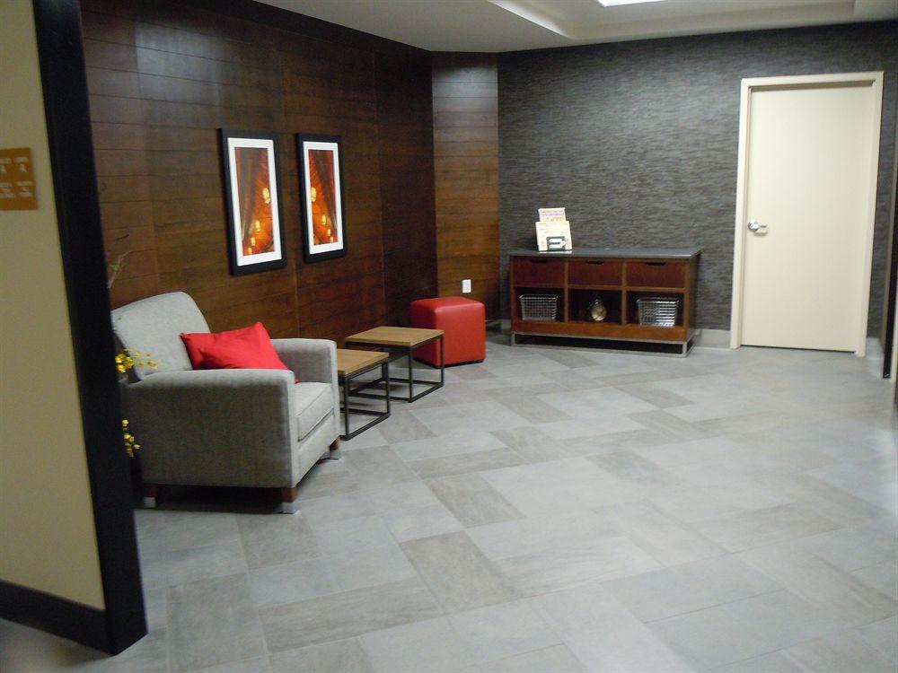Four Points By Sheraton Edmundston Hotel & Conference Center Экстерьер фото