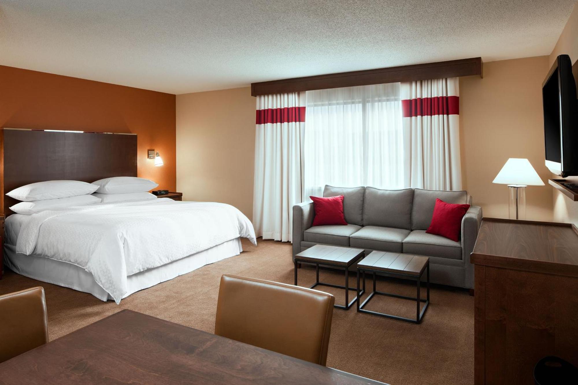Four Points By Sheraton Edmundston Hotel & Conference Center Экстерьер фото